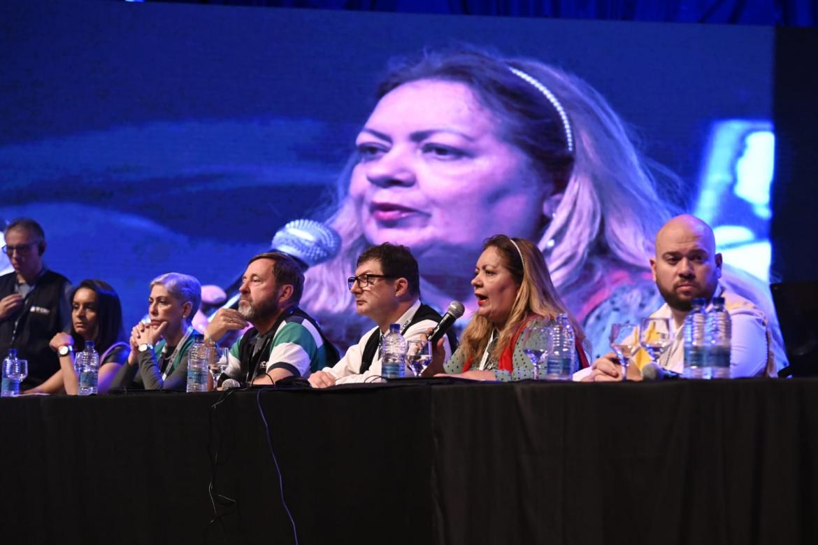 Após debates em oito Grupos de Trabalhos, nos dois dias, as propostas seguiram para o plenário do CNP na tarde de sábado (8/10), quando foram as pendentes de aprovação ou rejeição foram debatidas. Conforme Regimento Interno, os delegados puderam fazer duas intervenções individuais sobre cada proposta